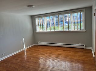 6515 N Onarga Ave, Chicago, IL