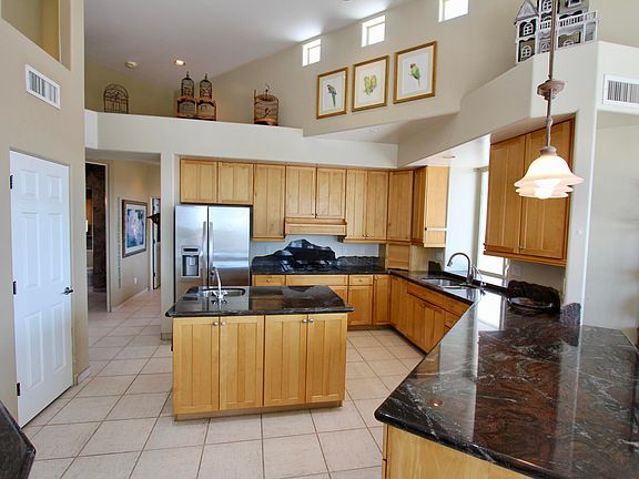 4th image of 10242 N 125th St