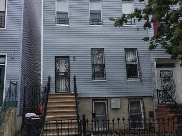 1082 Herkimer St, Brooklyn, NY 11233
