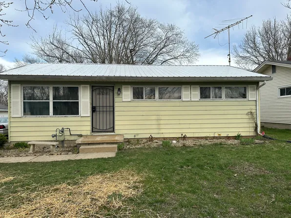 405 Meadow Dr, Greencastle, IN 46135