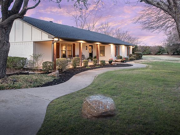 3rd image of 2 Moonlight Trl