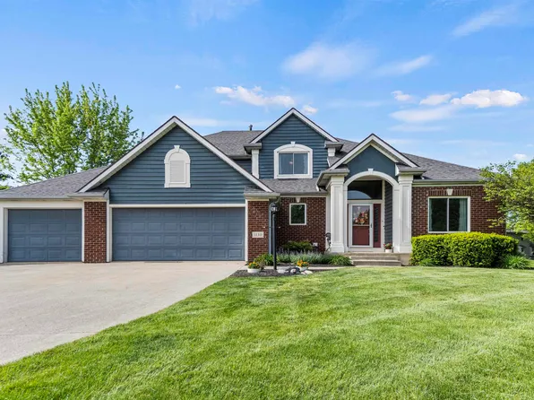 1130 Rollingwood Ln, Fort Wayne, IN 46845