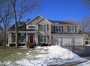 4 Salford Ct, Algonquin, IL 60102