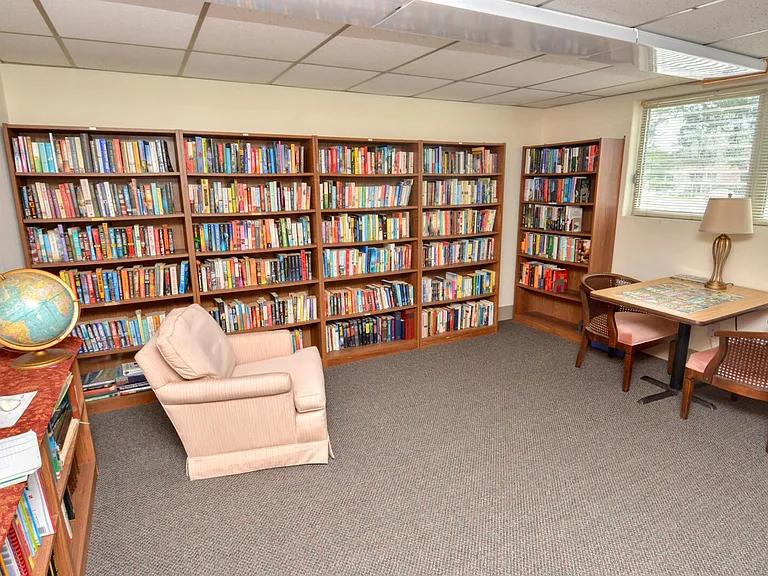 1225 NW 21st St #2105 — Photo 43