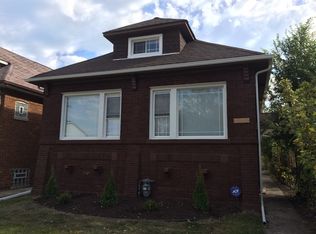 8745 S Essex Ave, Chicago, IL 60617