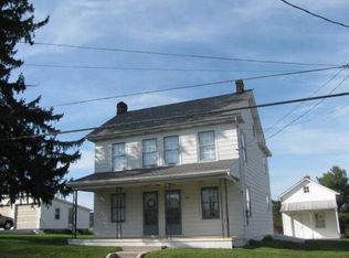 460 Blooming Grove Rd, Hanover, PA 17331