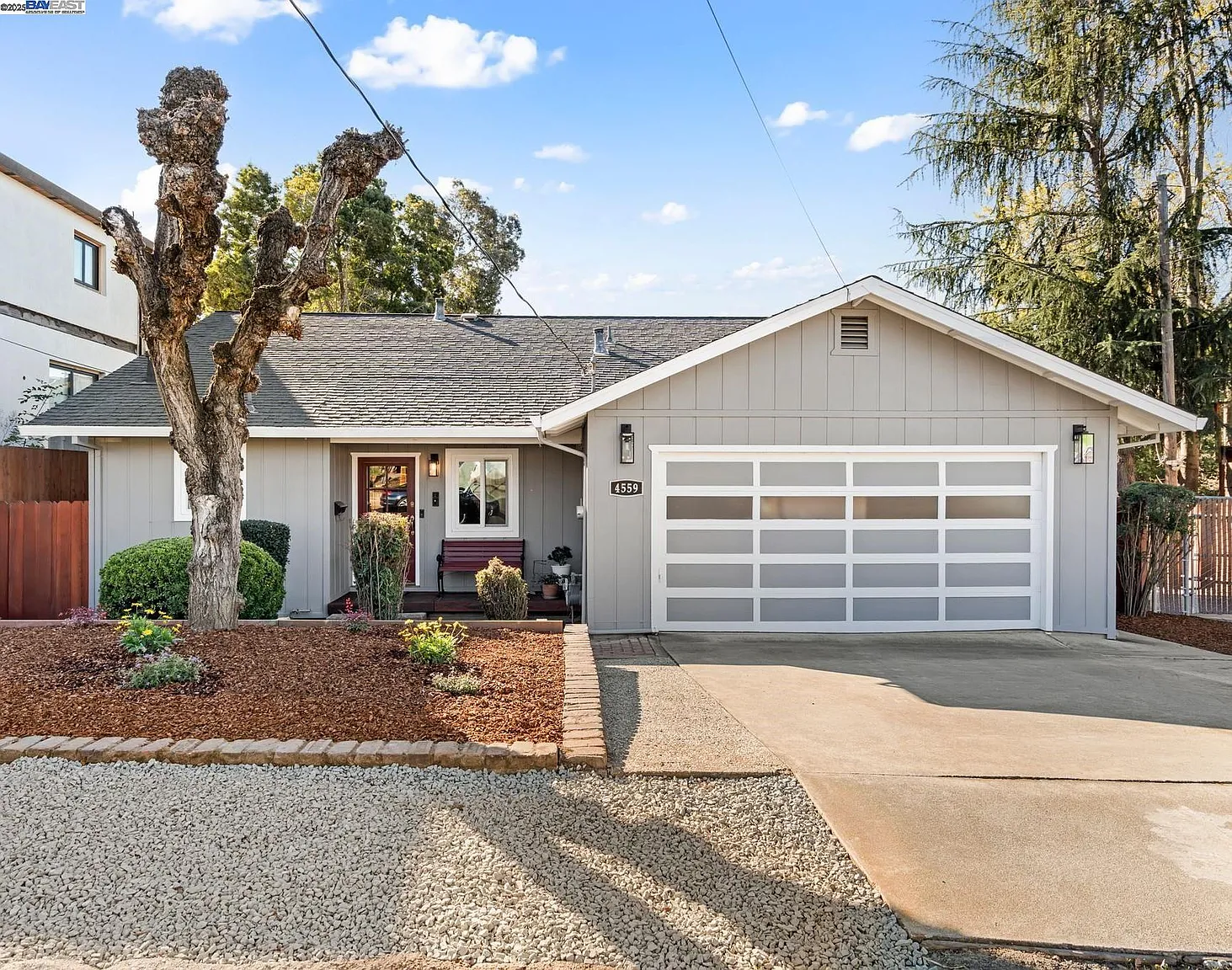 4559 Edwards Ln photo 1