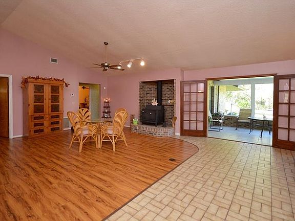 4th image of 1698 Cypress Ave