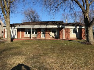 783 Fox River Rd, Valparaiso, IN 46385