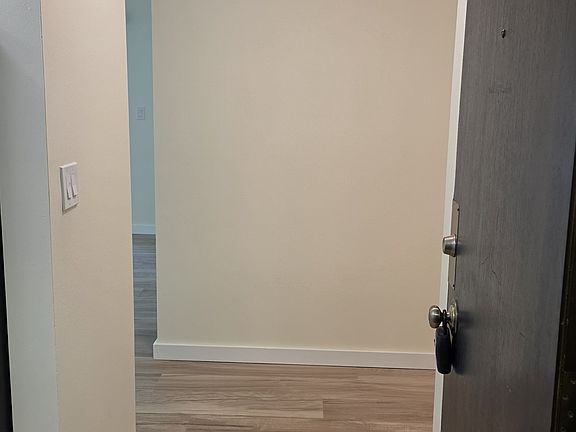 5th image of 18902 8th Ave NW APT 106