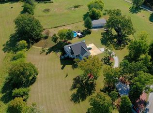 1160 Fleet Town Rd, Dickson, TN 37055