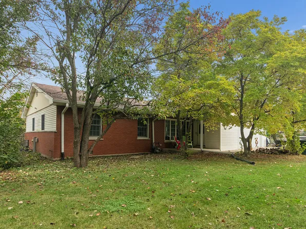 7950 Laguna Ln, Orland Park, IL 60462