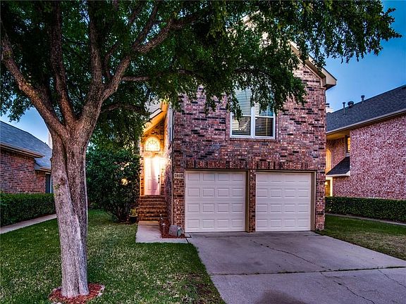 2nd image of 3812 Seminole Pl