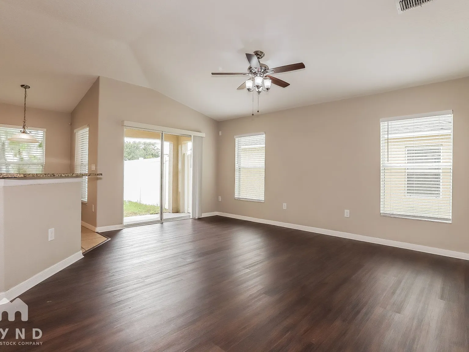 4 bed, 2.0 bath, 1766 sqft, $2,175 — Photo 4