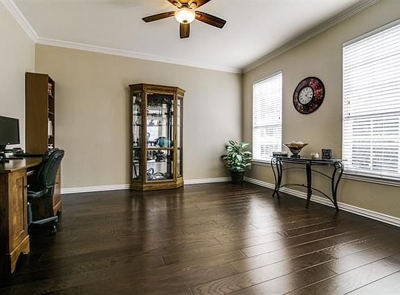 4th image of 1748 Lake Breeze Dr