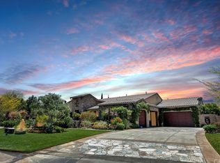 712 Crystal Mountain Cir, Riverside, CA 92506