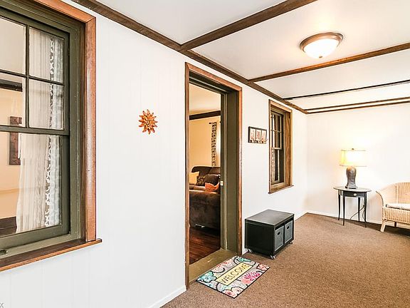 5th image of 3710 Albertly Ave