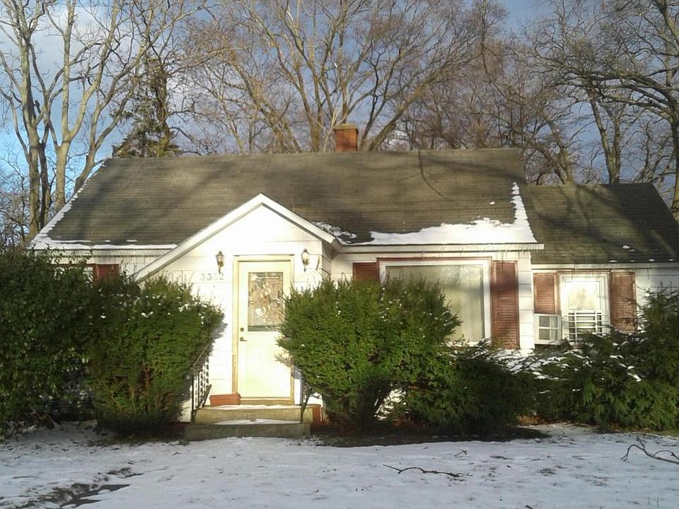 1st image of 3332 7th St