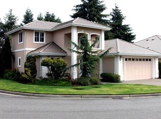 6926 Fairway Ln SE, Olympia, WA 98501