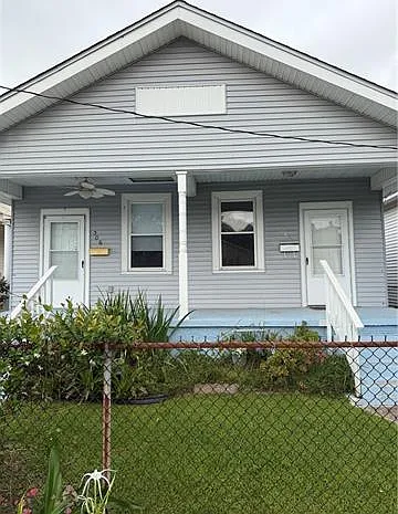 506 Macarthur Ave — Photo 1