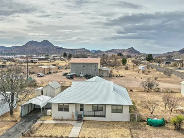 1013 Peach Tree Cir, Alpine, TX 79830