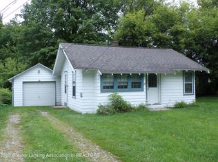 404 W 3rd St, Charlotte, MI 48813