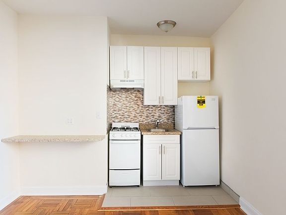 4th image of 128 W 138th St APT 5F