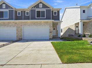 977 W Mountain Hollow Way, Lehi, UT 84048