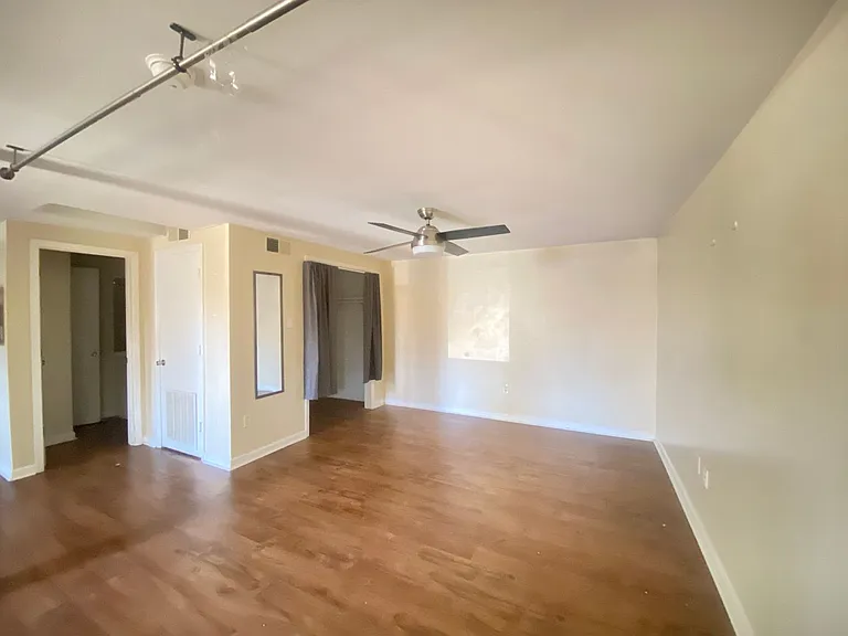 521 Bluff Ave SW — Photo 6