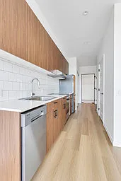 3455 Hastings St E — Photo 64