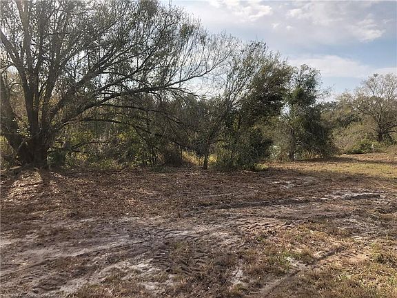 4th image of 5401 Riverway Dr