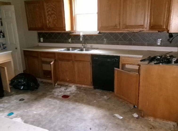 2nd image of 652 E Euclid St