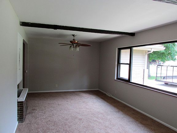 4th image of 4020 N Euclid Ave