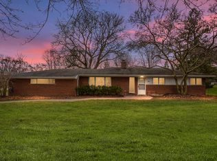 240 E Hurst Dr, Troy, MI 48085
