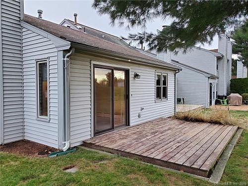 1st image of 31 Hickory Ln #31