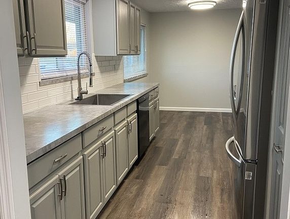 4th image of 5282 Flotron Dr