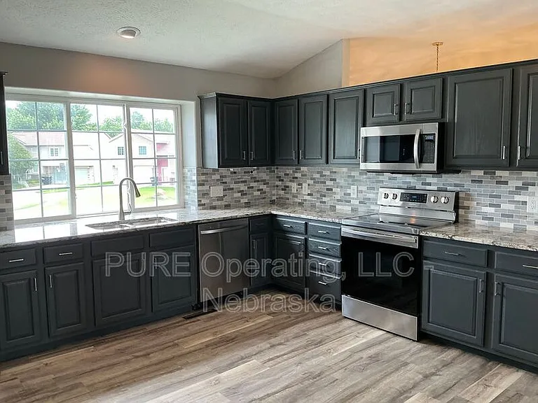 11657 Bauman Ave — Photo 62
