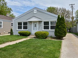 1334 S 93rd St, West Allis, WI 53214