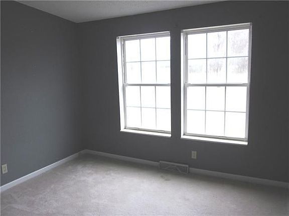 5th image of 408 W County Road 1075 N