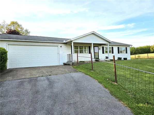 60 Apple Ln, Blairsville, PA 15731