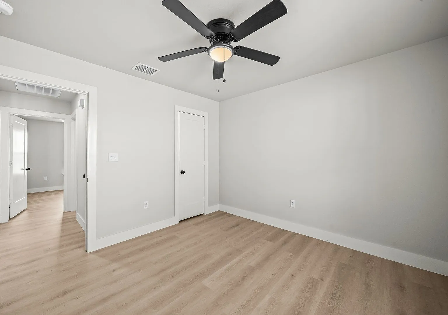 Country Living In Slaton ISD! — Photo 2