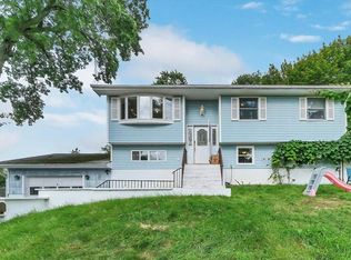 29 Dallas Dr, Monroe, NY 10950