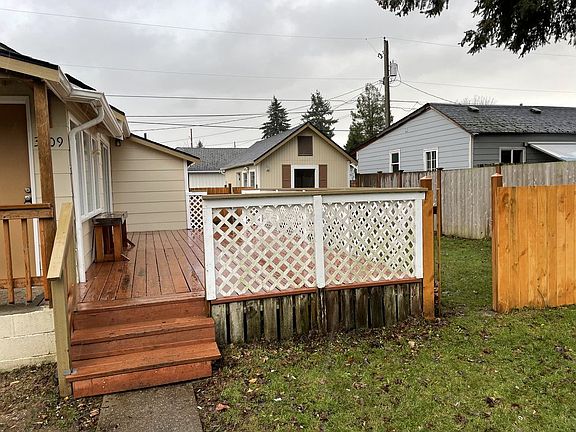 2nd image of 3609 S Mason Ave