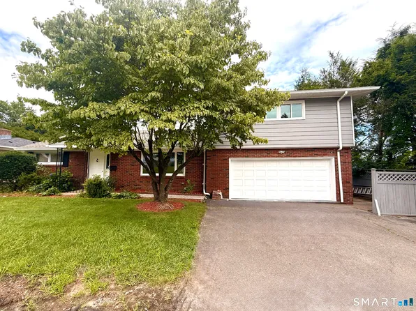 81 Esther Avenue, Waterbury, CT 06708