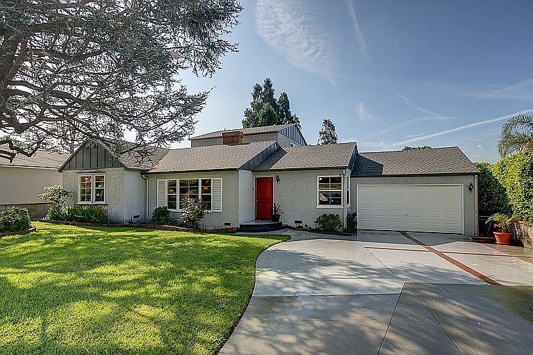 1st image of 630 W Hillcrest Blvd