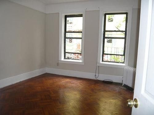 2nd image of 2010 Ocean Ave APT B7