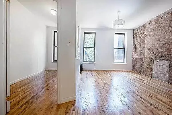 Rented by Oxford Property Group | media 16