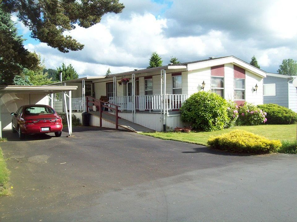 2nd image of 1080 Pine Dr
