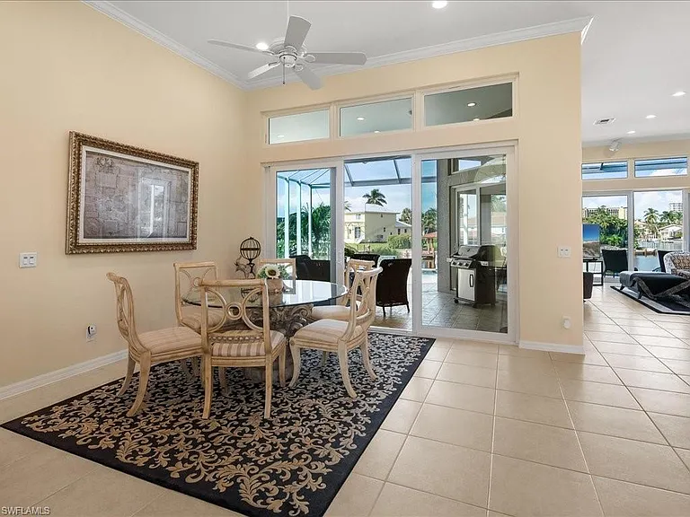 200 Copperfield Ct — Photo 28