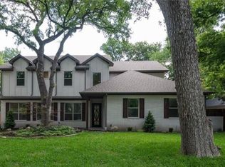 3221 Sweetbriar Ln, Fort Worth, TX 76109